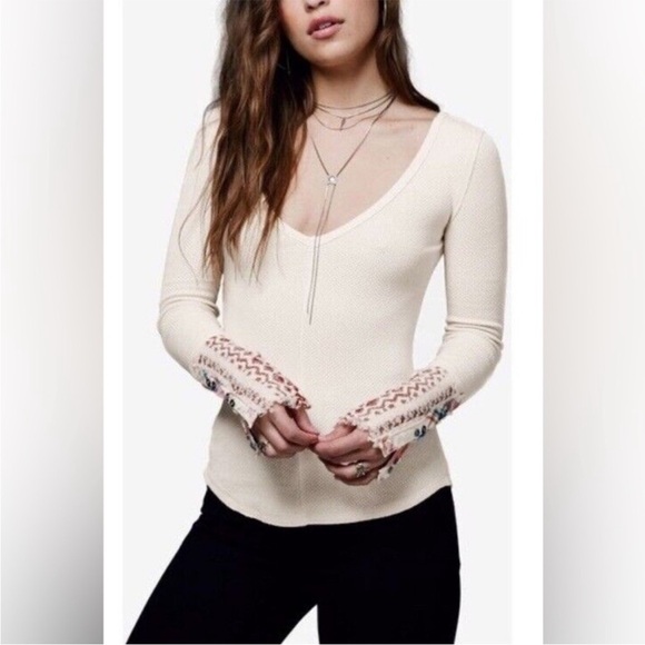 We The Free Ivory Thermal Art School Cuff Long Sleeve Sz XS - Picture 1 of 8